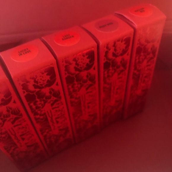 MAC Lunar New Year Lipstick Set Lucky Red 2019 NEW - Picture 6 of 8